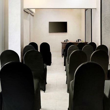 Ibis Malioboro Hotel Yogyakarta Ngoại thất bức ảnh