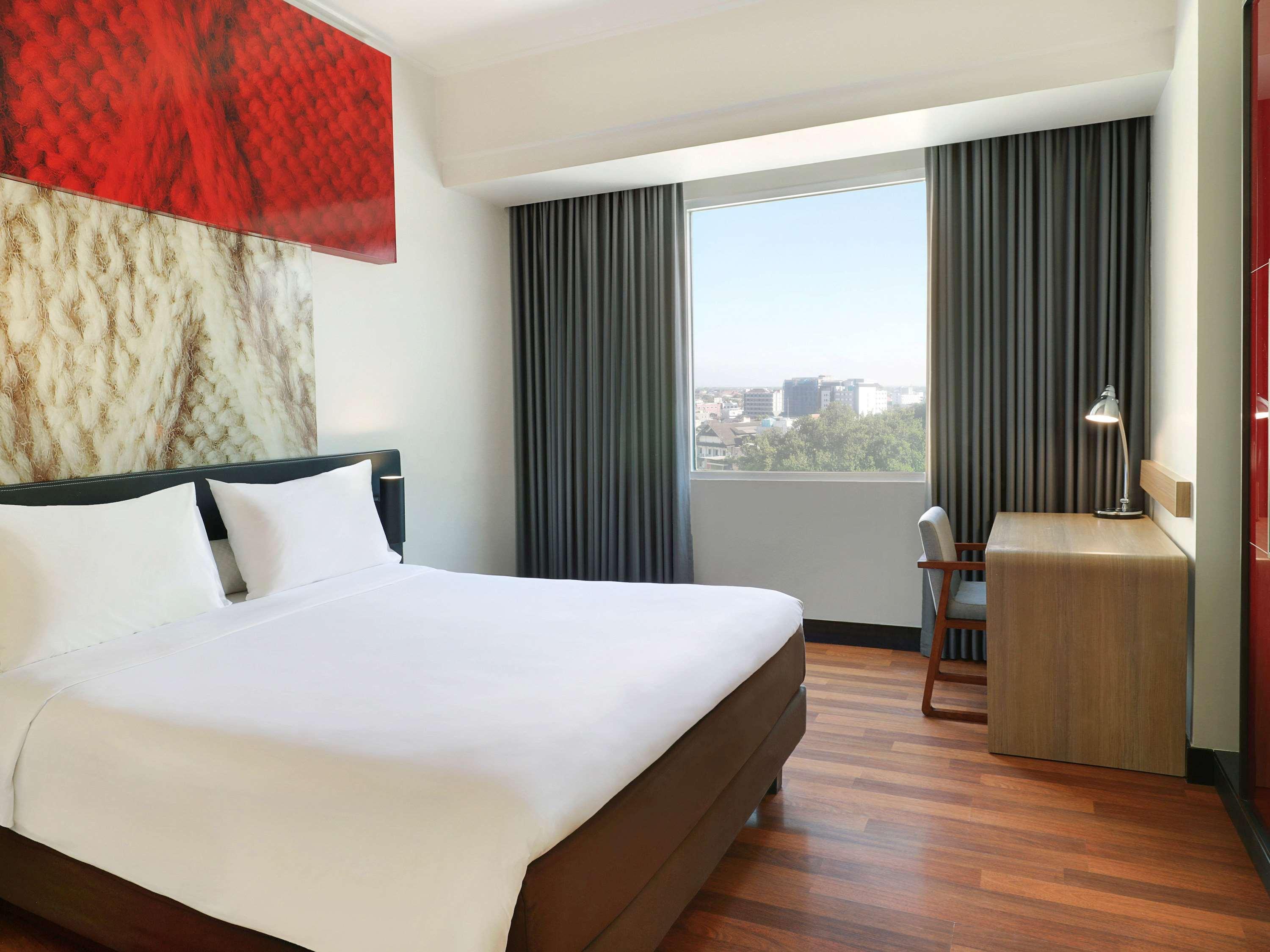 Ibis Malioboro Hotel Yogyakarta Ngoại thất bức ảnh