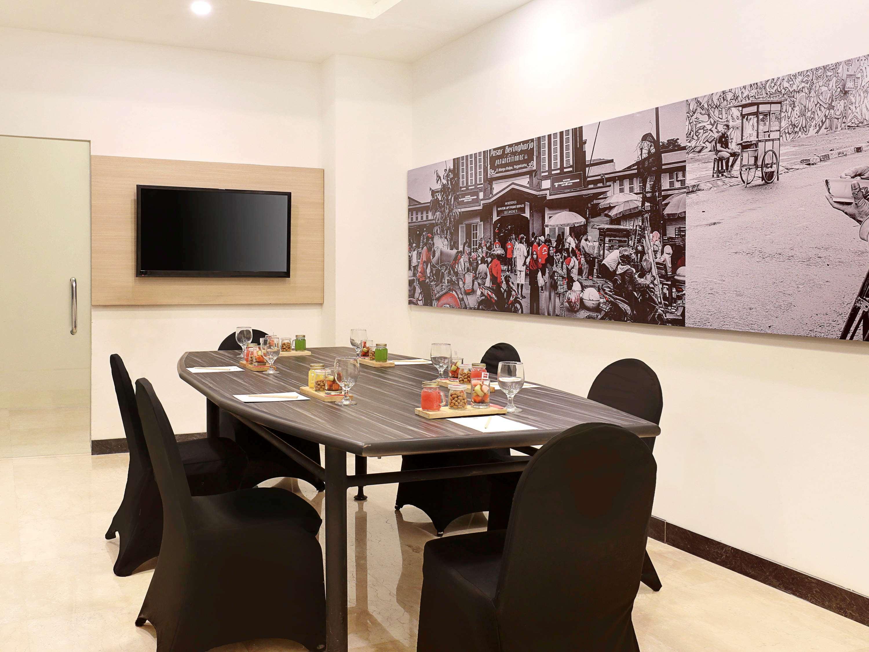 Ibis Malioboro Hotel Yogyakarta Ngoại thất bức ảnh