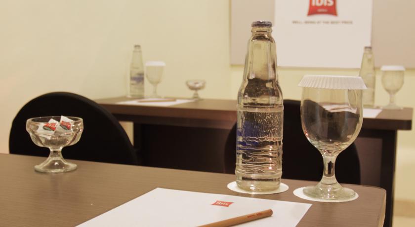 Ibis Malioboro Hotel Yogyakarta Ngoại thất bức ảnh