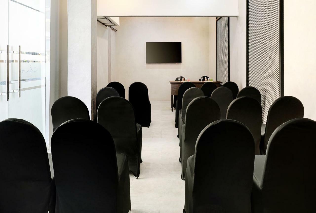 Ibis Malioboro Hotel Yogyakarta Ngoại thất bức ảnh